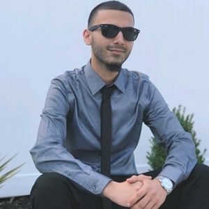 Meet your Posher, Ali