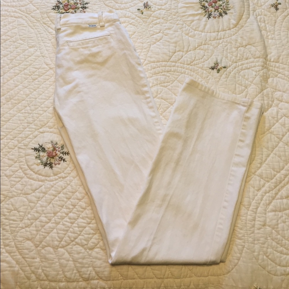 🌟GUESS🌟 White Jeans🌟
