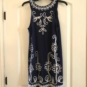 Navy blue tank. Good condition. Smoke free home.