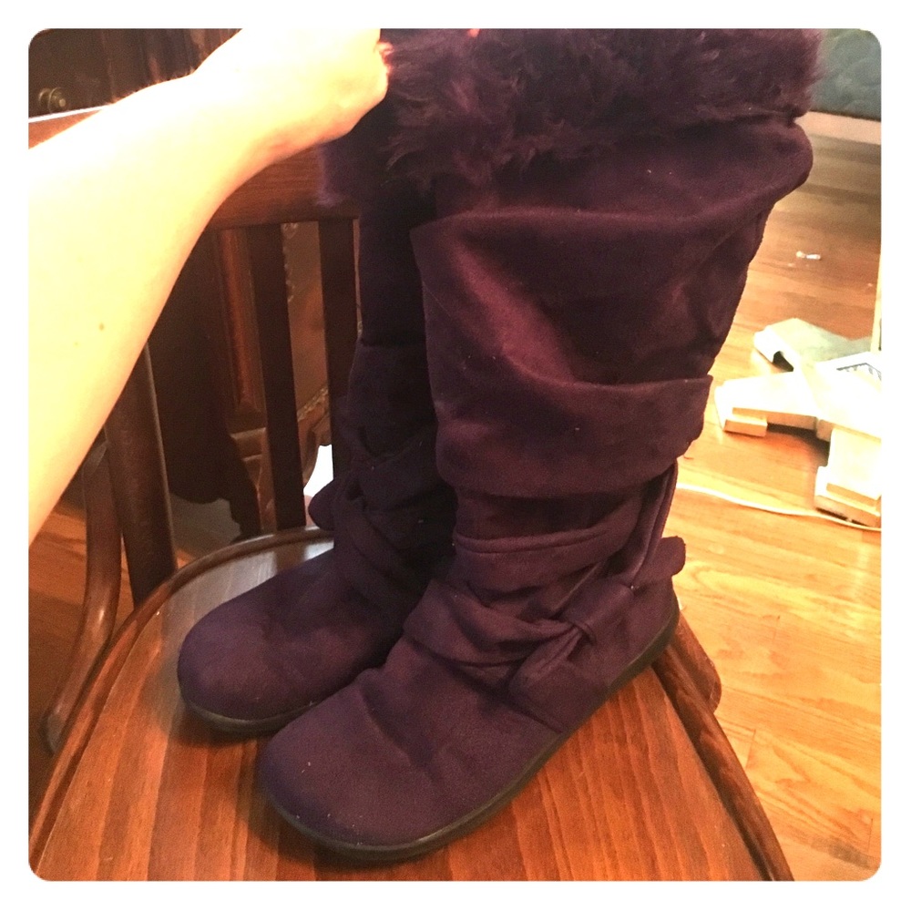 Purple suede boots