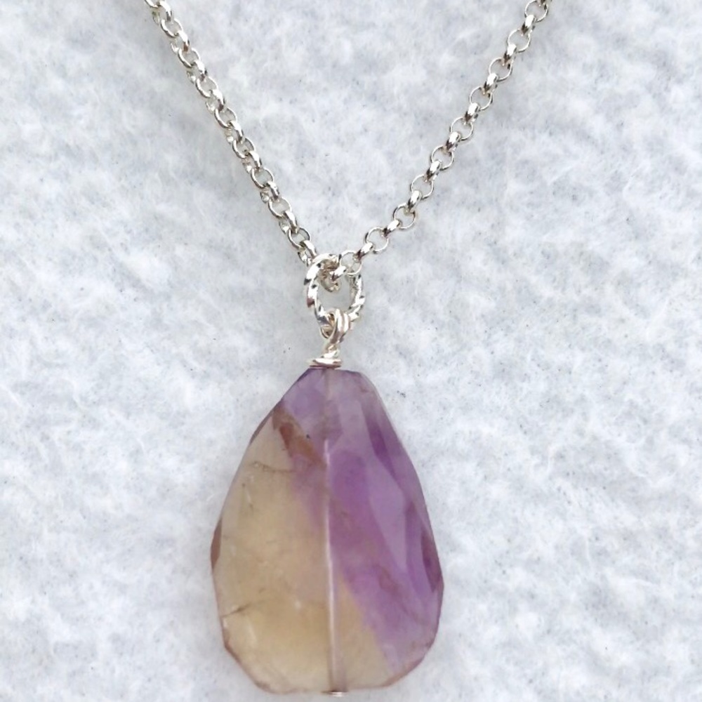 Stylish Ametrine Healing Gemstone Necklace! - Picture 3 of 5