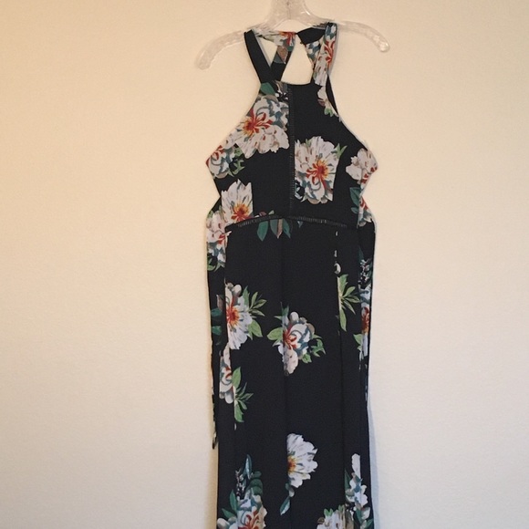 Delilah Gardenia Dress - Picture 3 of 4