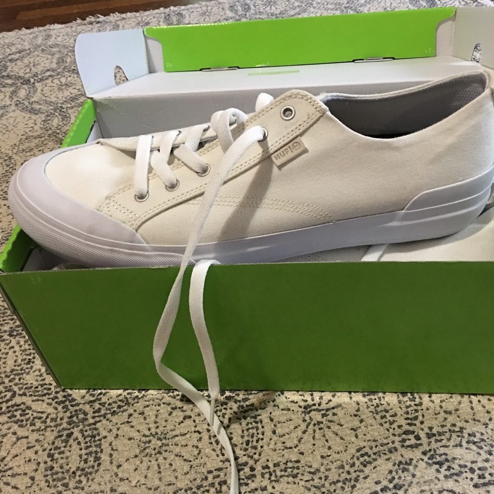 HUF Classic Lo NEW IN BOX shoes