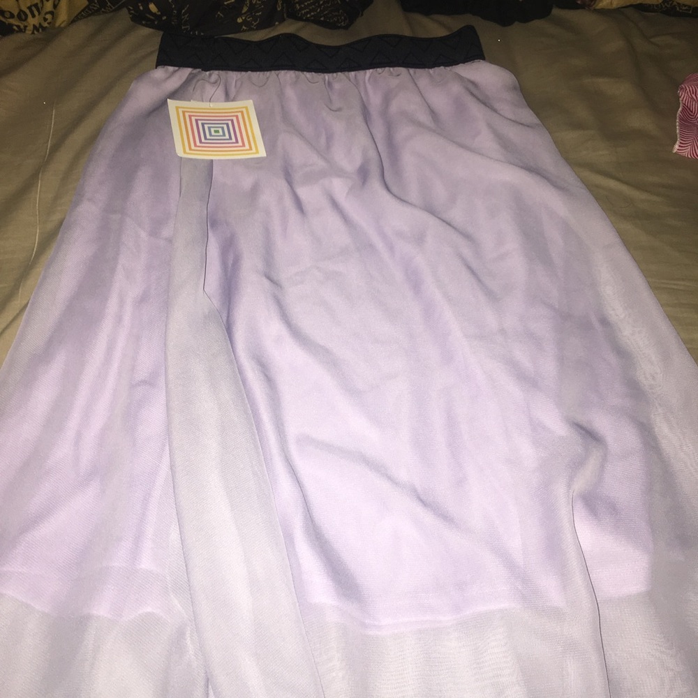 XS Lola from Lularoe