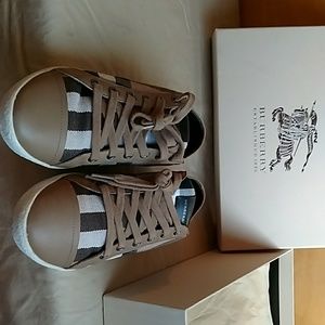 Burberry sneakers