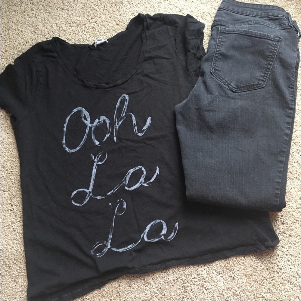 Ooh Lala Graphic Tee size XL