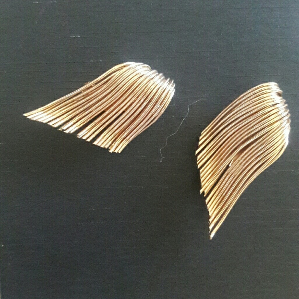 Napier unique design clip on earrings
