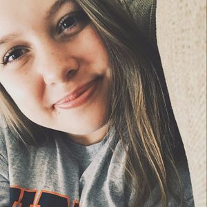 Meet your Posher, Madelynn