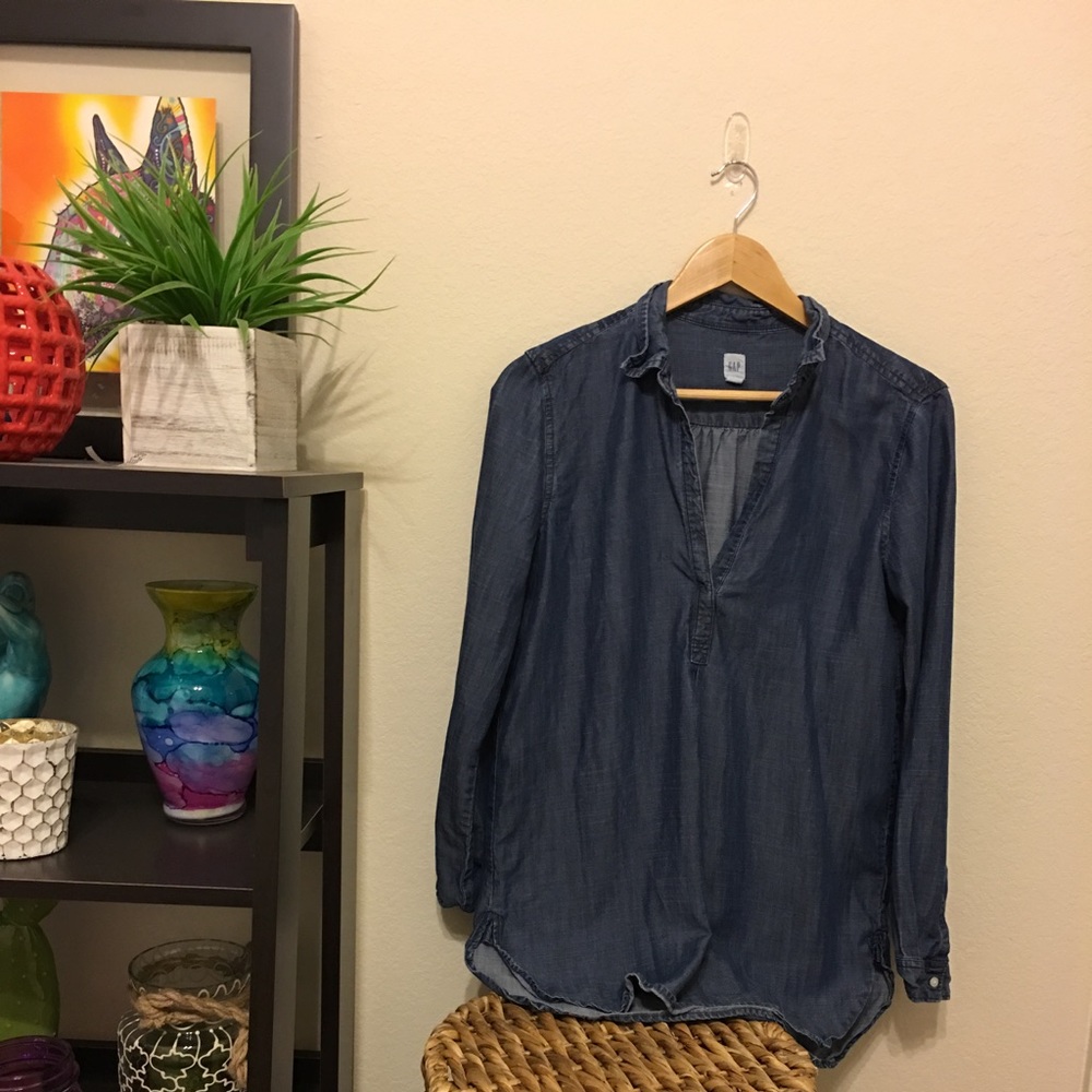GAP denim top