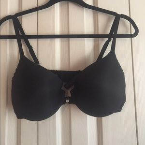 Sexy black lacy bra 🖤