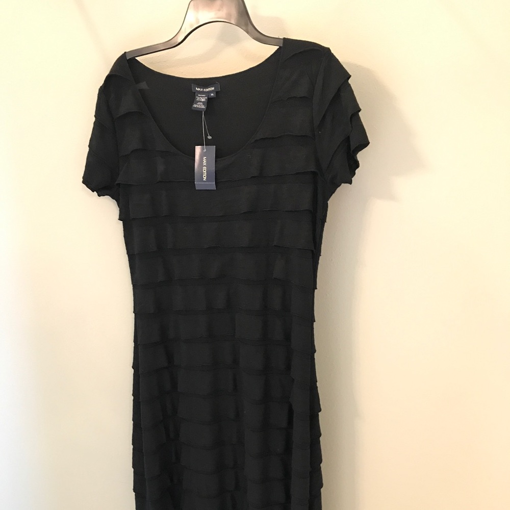 BLACK MAXI DRESS