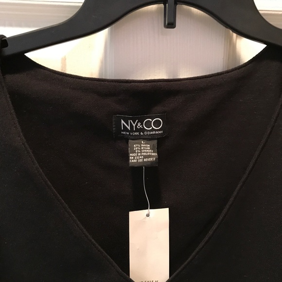 SLEEVELESS DRESS (V-ZNECK) - Picture 3 of 3