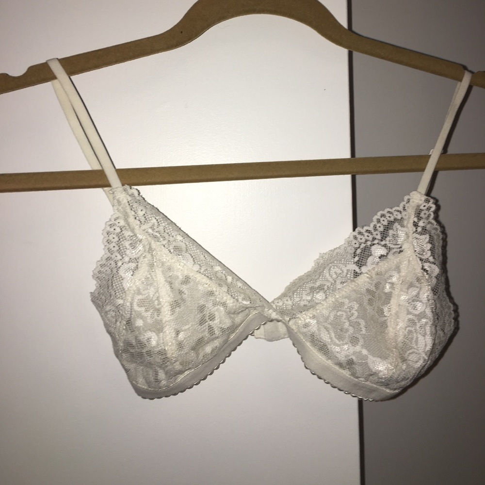 White lacy bralette