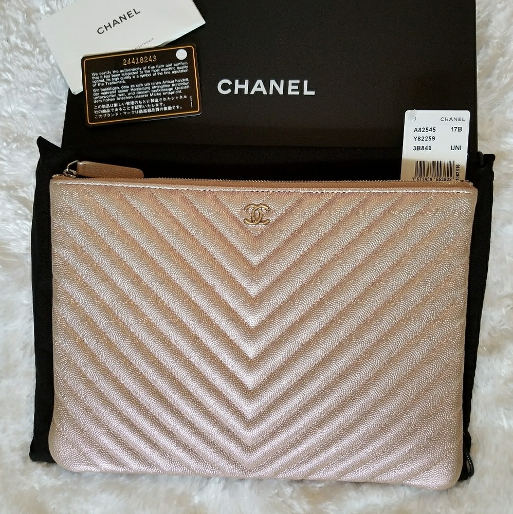 🚫SOLD🚫CHANEL GOLD PINK O CASE POUCH CLUTCH
