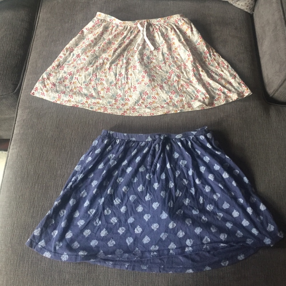 2 skirts with built-in shorts