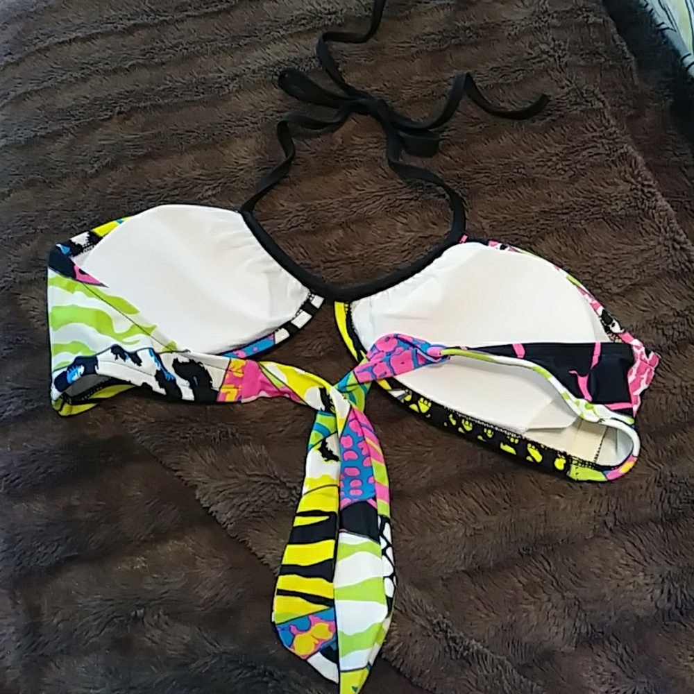 NWOT bikini top - Picture 2 of 2