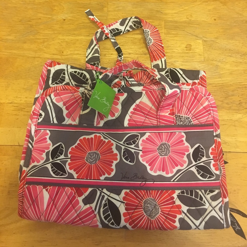 Vera Bradley hanging organizer
