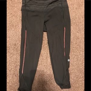 Lululemon Olive Crop Leggings