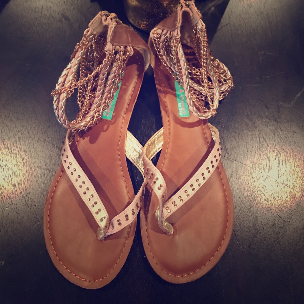 Stunning gold sandals