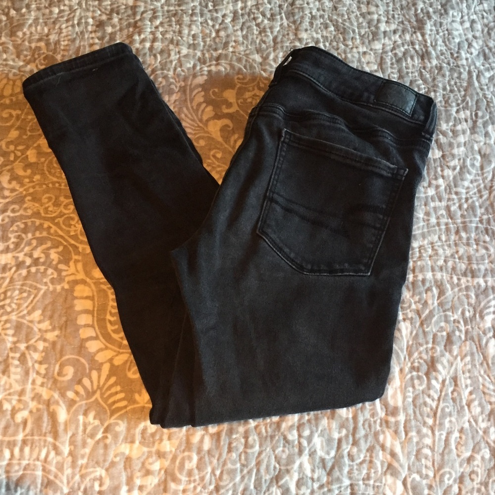 Black American eagle crop pants