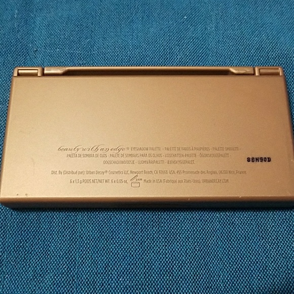 SOLD Urban Decay Naked 2 Basics Eyeshadow Palette - Picture 3 of 5