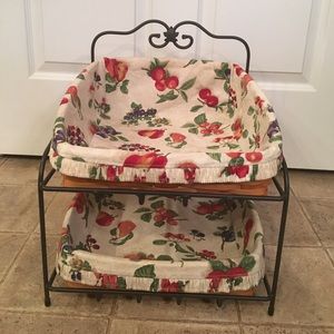 Longaberger wrought iron stand w/baskets