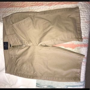 BRAND NEW SUPER STRETCHY AE shorts! comment please