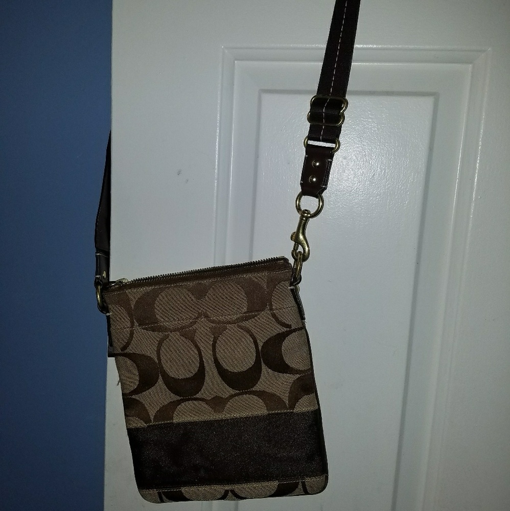 Authentic coach cross body bag