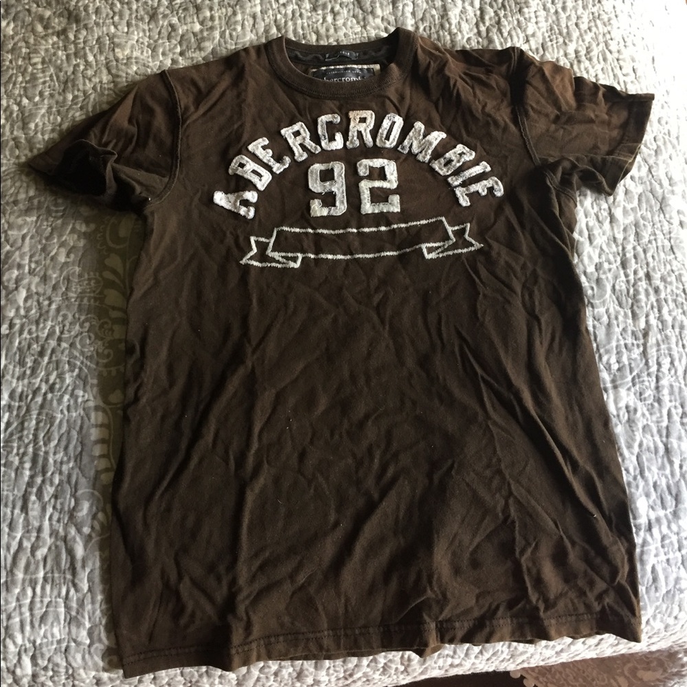 Men's Abercrombie tshirt