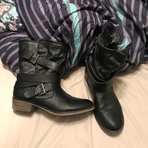 Women's Size 11 boots