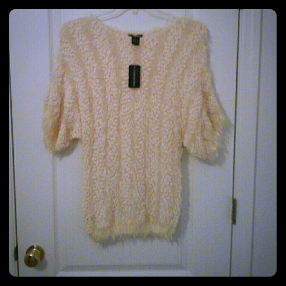 Lauren Michelle Cream colored faux fur Top Size L