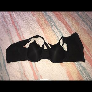 VICTORIA SECRET SPORTS BRA BRAND NEW