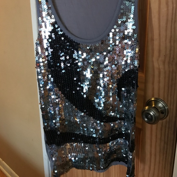 Sequence blouse. - Picture 1 of 2