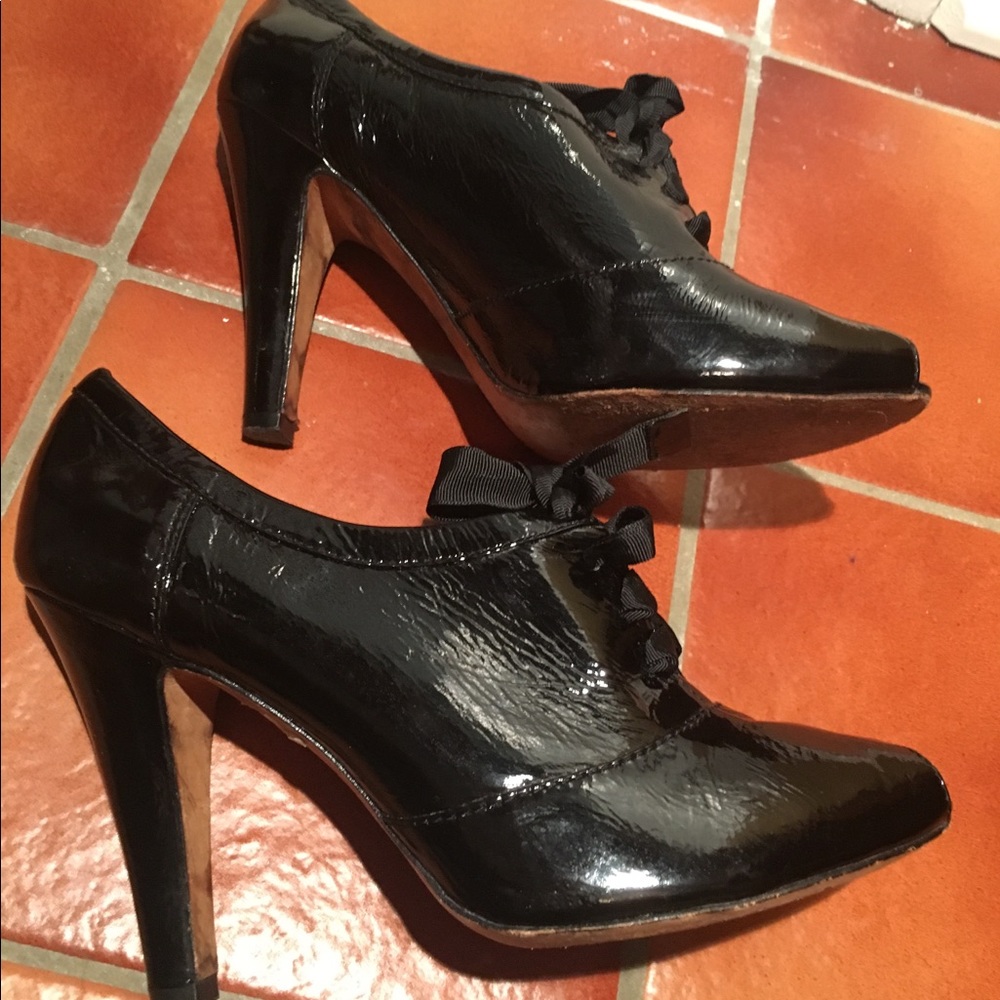 ⌛️🍃Saks fifth Ave black patent leather heel 9.5