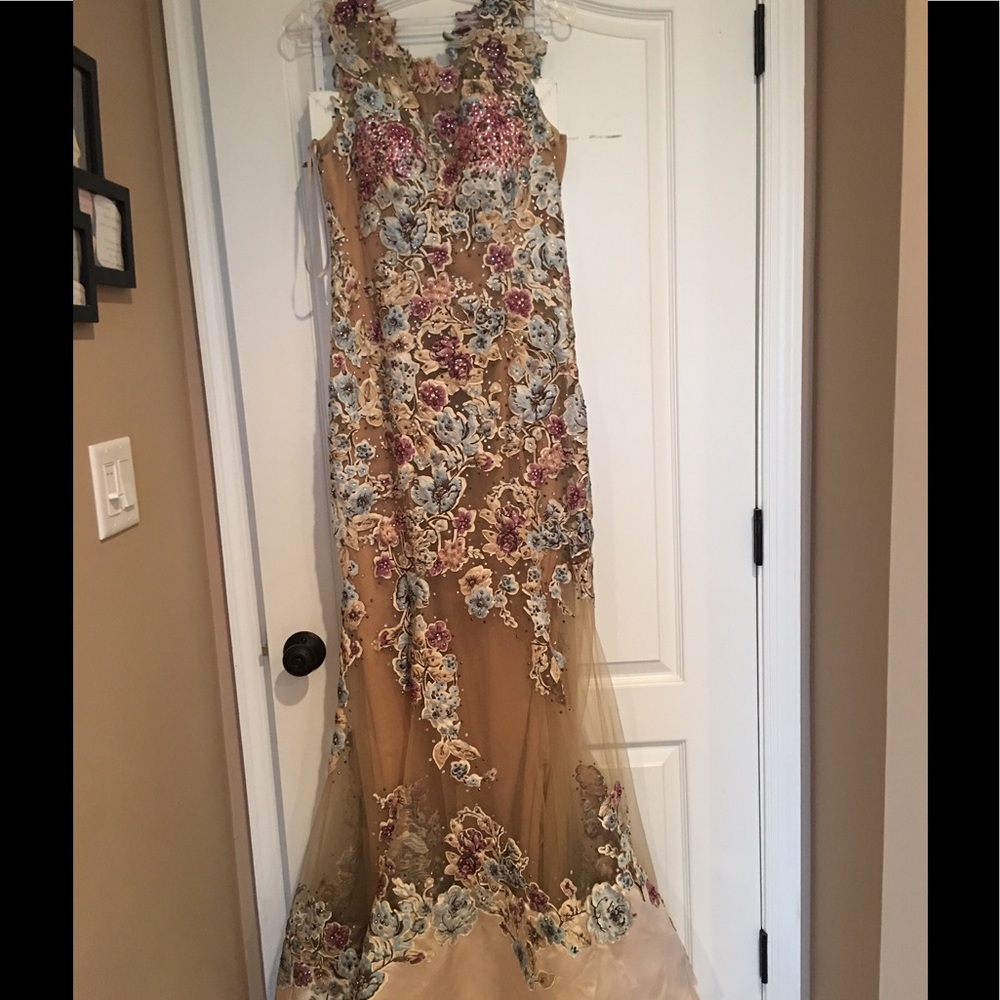 Appliqué embellished gown