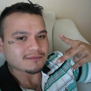 Meet your Posher, Eduardo