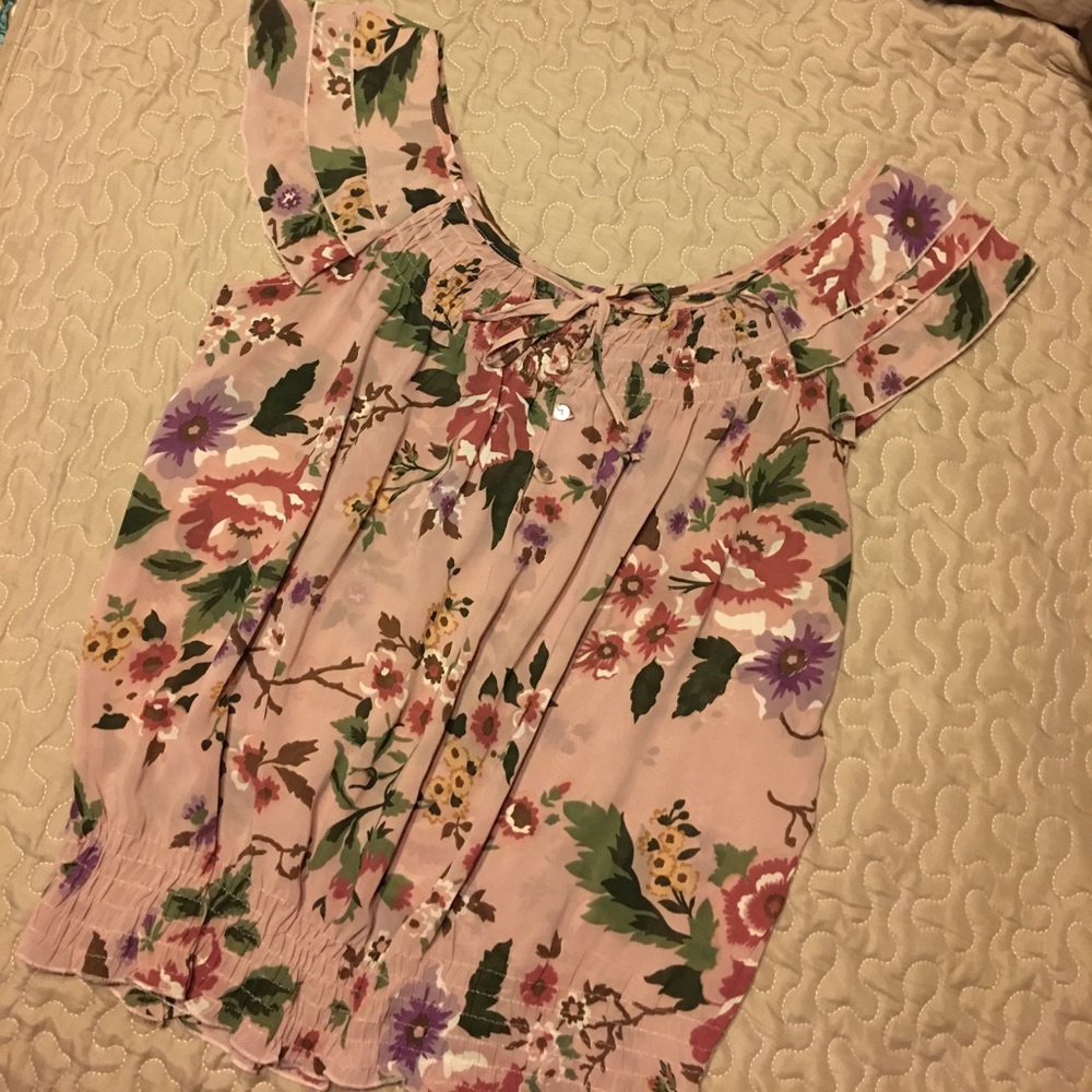 Adorable Sheer Floral Top