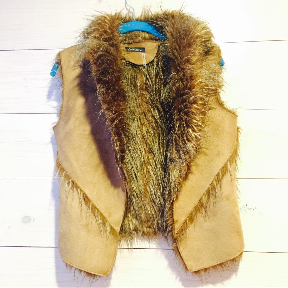 Dulce Cabo fur vest!