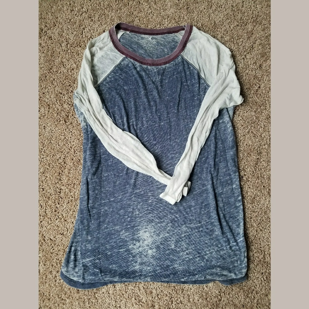 American eagle Medium long sleeved shirt