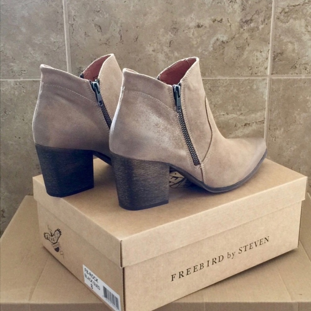 FREEBIRD boots (NEW!)