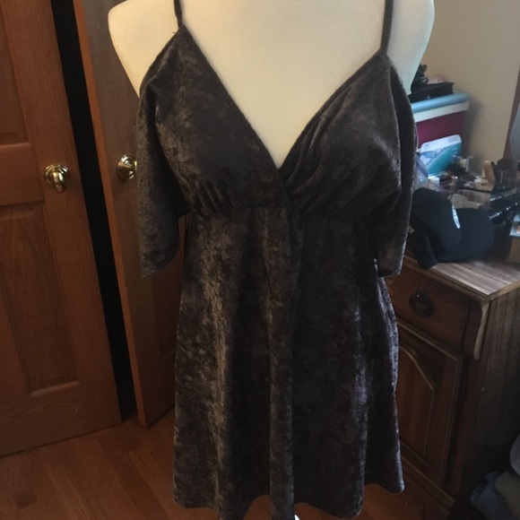 Velvet LF (Love) mini dress size S NEW WITH TAGS - Picture 2 of 4