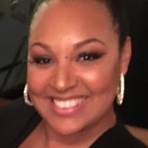 Meet your Posher, Naomi