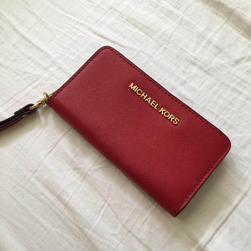 Red Micheal Kors Smartphone Wristlet