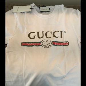 Brand new cute tee shirt !