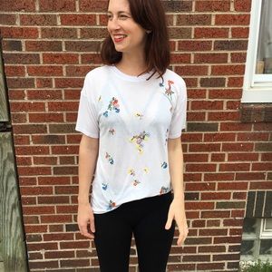 White tee with flowers