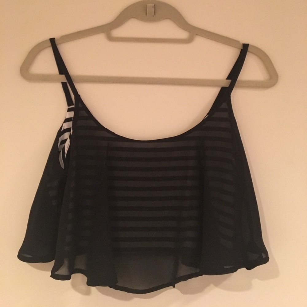 Black crop top