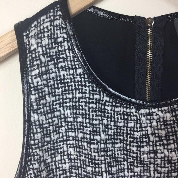 ASTR Asymmetrical Houndstooth Crop Top Size Small - Picture 7 of 8