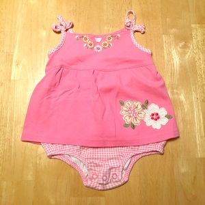 FIRST IMPRESSIONS 6-9 MONTHS FLORAL ROMPER