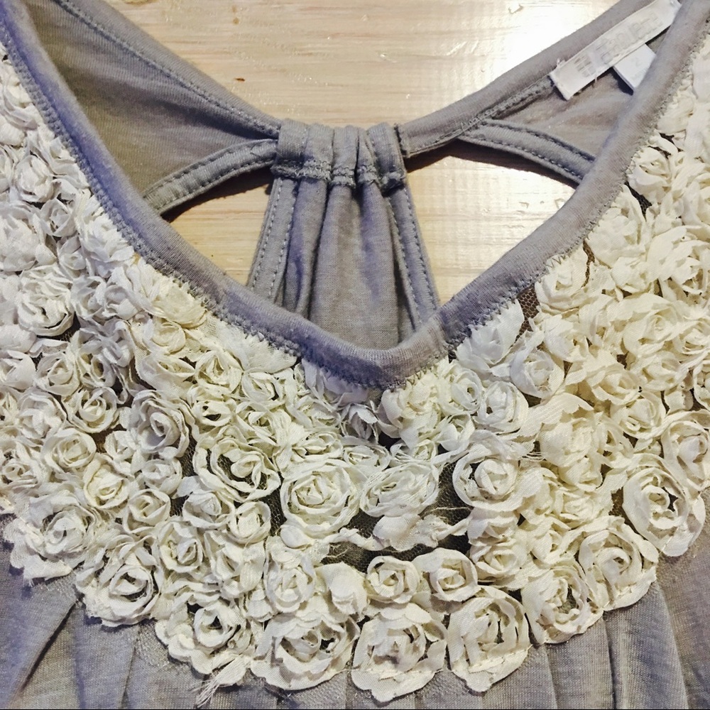 Jaquette top with t-back with roses on the front!