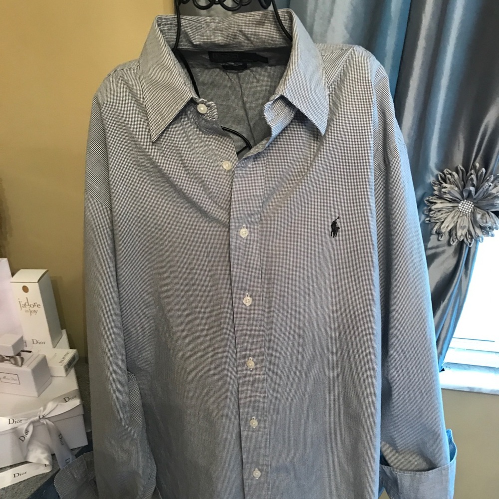 Men's button up Ralph Lauren shirt